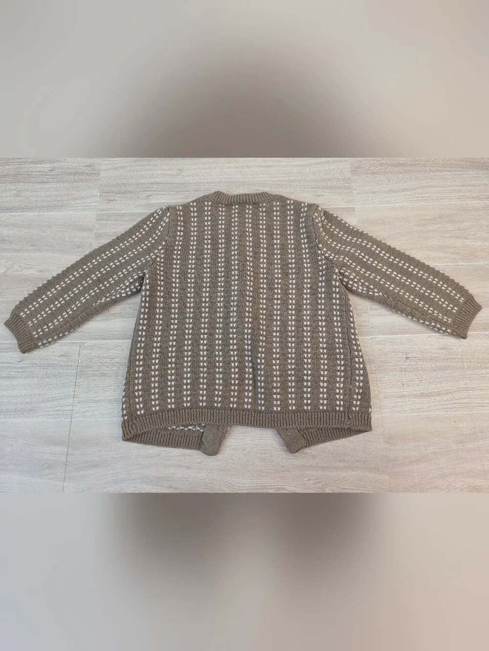 2015 Gymboree Taupe Knit Cardigan with Fox Pocket Appliqués 12-18 Month